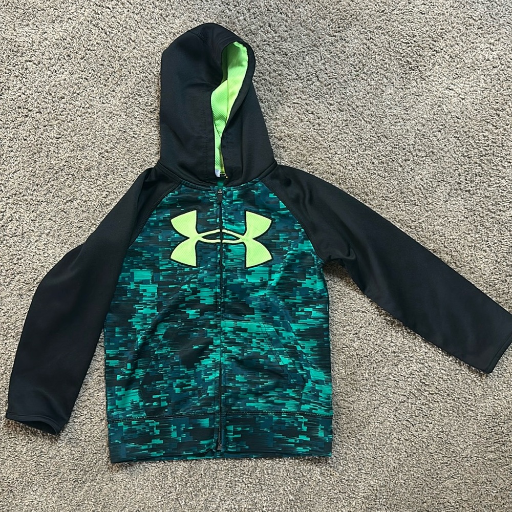 Under Armour. Boys size 6. Excellent condition.